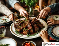 A family at a festive table, with a plate of fragrant hand-grabbed mutton in the center, everyone is eagerly reaching for it.