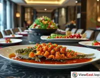 In a hotel's banquet hall, West Lake vinegar fish as the main dish wins guests' praise for its exquisite appearance and unique flavor.