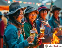 At a Tibetan bonfire party, young people hold highland barley wine and dance around the fire, enjoying a joyful time.