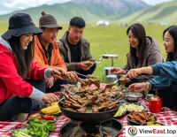 At an outdoor picnic in Qinghai, friends gather, with hand-grabbed mutton as the highlight of the meal, adding to the fun.