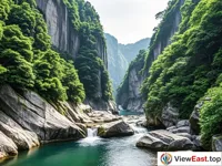 The mysterious gorge of Qiongtai Xiangu at Tiantai Mountain.