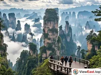 The sea of clouds among the towering peaks of Tianzi Mountain in Zhangjiajie. 