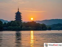 The sunset beauty of Leifeng Pagoda at West Lake.
