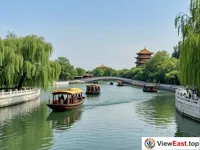 River Cruise and Willow Banks in Qingming Park