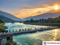 Dujiangyan's Fish Mouth at Dusk, Sparkling Waves